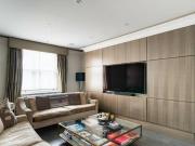 2 Bedroom Flat For Sale In London