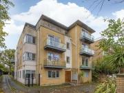 2 Bedroom Flat For Sale In London