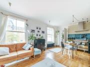 2 Bedroom Flat For Sale In London