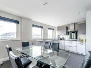 2 Bedroom Flat For Sale In London