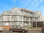 2 Bedroom Flat For Sale In London