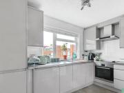 2 Bedroom Flat For Sale In London