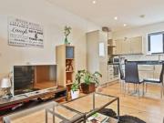 2 Bedroom Flat For Sale In London