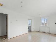 2 Bedroom Flat For Sale In London