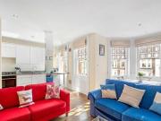 2 Bedroom Flat For Sale In London