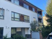 2 Bedroom Flat For Sale In London