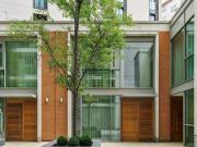 2 Bedroom Flat For Sale In London