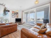 2 bedroom flat for sale in Loughborough Park, SW9