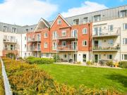 2 bedroom flat for sale in Macaulay Road, Broadstone,...