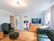 2 Bedroom Flat For Sale In Market Court, Perth, PH1
