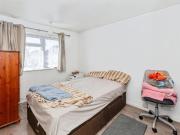 2 bedroom flat for sale in Maryside, SLOUGH, SL3