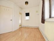 2 bedroom flat for sale in Mildmay Road, Chelmsford, CM2