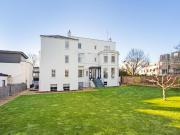 2 bedroom flat for sale in Montpellier Drive,...