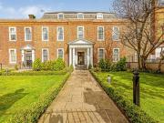 2 bedroom flat for sale in Mortlake High Street, London,...