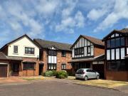 2 bedroom flat for sale in Oakleigh, 3 Queens Croft,...