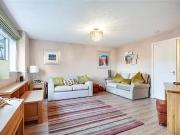 2 Bedroom Flat For Sale In Parkvale Way, Erskine,...
