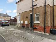 2 Bedroom Flat For Sale In Poplar Street, Grangemouth,...