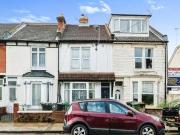 2 Bedroom Flat For Sale In Portsmouth