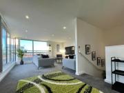 2 Bedroom Flat For Sale In Portsmouth, Hampshire