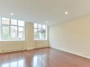 2 Bedroom Flat For Sale In Putney, London