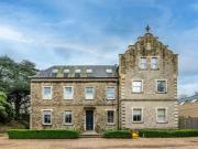 2 Bedroom Flat For Sale In Redhill, Surrey