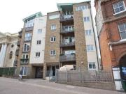 2 bedroom flat for sale in Rendezvous Street Folkestone CT20
