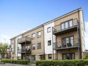 2 Bedroom Flat For Sale In Reservoir Way, Ilford