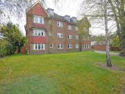 2 bedroom flat for sale in Rickmansworth Road, Watford, WD18