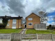 2 Bedroom Flat For Sale In Romiley, Stockport