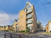 2 bedroom flat for sale in Royal View Apartments, City...
