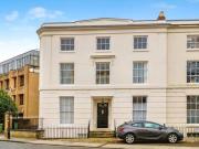 2 Bedroom Flat For Sale In Southampton, Hampshire