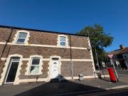 2 bedroom flat for sale in Splott Road, Cardiff, CF24