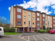 2 bedroom flat for sale in Springfield Gardens, Glasgow, G31