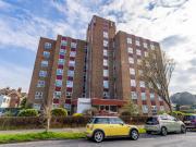 2 bedroom flat for sale in St. Johns Road, Eastbourne, BN20