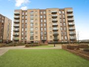 2 bedroom flat for sale in Stirling Drive, Luton, LU2