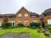 2 Bedroom Flat For Sale In Tadworth, Surrey