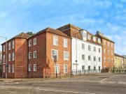 2 bedroom flat for sale in The Causeway, Canterbury,...