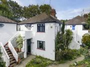 2 bedroom flat for sale in The Glebe, London SE3