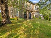 2 bedroom flat for sale in Tollcross Road, Tollcross,...