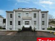 2 Bedroom Flat For Sale In Torquay