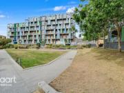 2 bedroom flat for sale in Warren Close, Cambridge, CB2