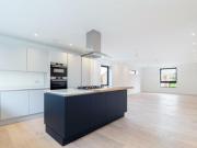 2 Bedroom Flat For Sale In Warwickshire