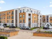 2 Bedroom Flat For Sale In Welwyn Garden City, Hertfordshire