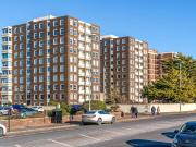 2 bedroom flat for sale in West Parade, Worthing, West...
