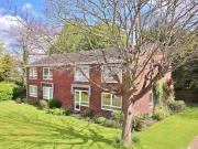 2 Bedroom Flat For Sale In West Worthing, West Sussex