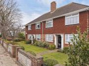 2 bedroom flat for sale in Westcourt Road, Worthing, BN14