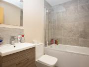 2 bedroom flat for sale in Windsor Street, Salford, M5