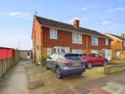 2 bedroom flat for sale in Woodside Road, Worthing BN14...