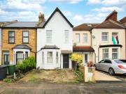 2 bedroom Flat for sale, Northcote Road, Walthamstow,...