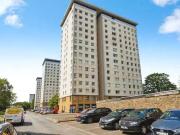 2 bedroom Flat for sale, Seaton Place, Falkirk, FK1 £85,000